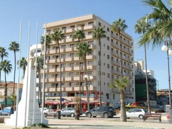 Top Floor Sea View Finikoudes Carisa Ithaki Court Apartment Larnaca Exterior photo